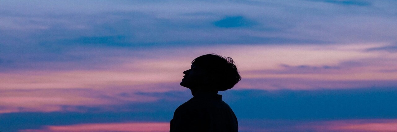 冰淇淋掉在地上