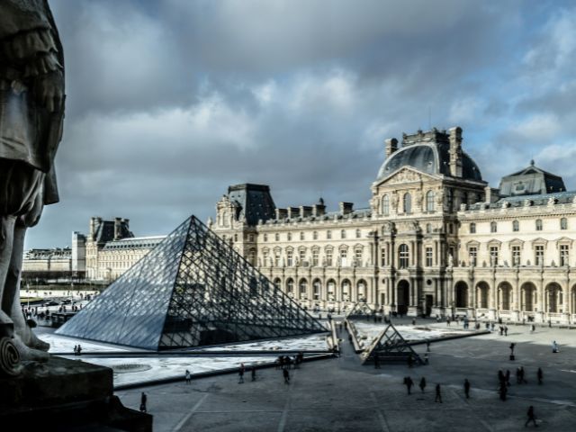 Museo del Louvre