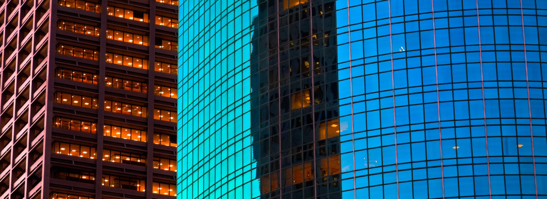 Palazzi con vetrate